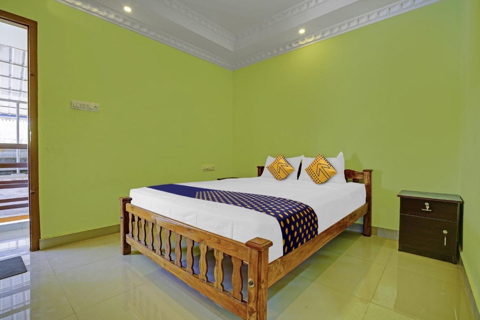 Hotel O Ss Residency Punalur Eksteriør billede