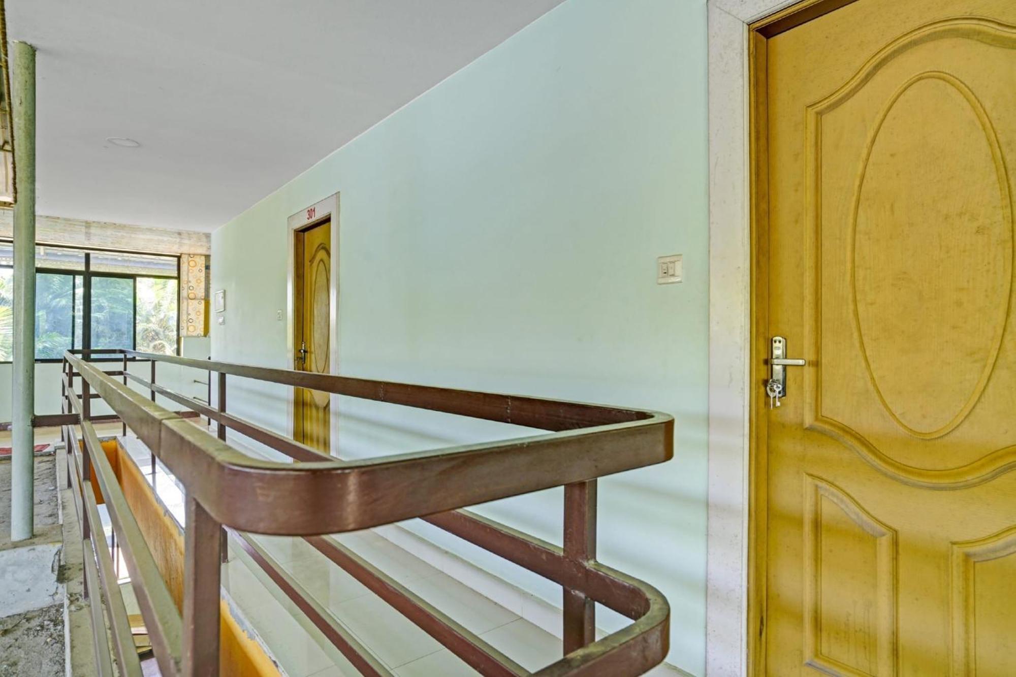 Hotel O Ss Residency Punalur Eksteriør billede